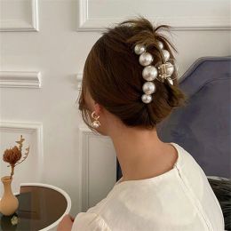 AWATYR Elegant Hyperbole Big Pearls Acrylic Hair Claw Clips Big Size Makeup Hair Styling Barrettes for Women Hair Accessories