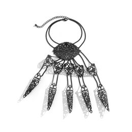 Punk Nail Hobby Bracelet Gothic Halloween Party Tapered Fringe Nail Back Hand Chain Ornament Gift