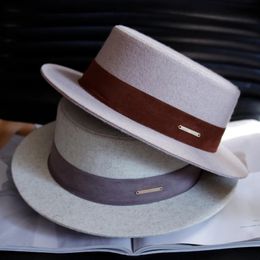 Autumn Winter Woolen Hat Flat top large head universal hat for men and women Men Casual Gentleman Style Short flat brim Hats 240403
