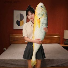 Stuffed Plush Animals New Simulation Large Yellow Croaker Plush Toys Lifelike Fish Dolls Stuffed Soft Throw Pillow Sleeping Cushion Decor Gift L411