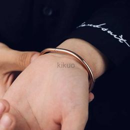 Bangle Men Bangle Stainless Steel Charm Bracelets for Women Designer Luxury Brand Couple Nail Bracelet Jewellery Classic Drop shipping 24411