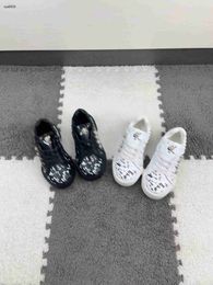 Fashion baby Sneakers White pearl embellishments kids shoes Size 26-35 Box protection girls Casual board shoes boys shoes 24April