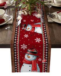 Christmas Snowflake Snowman Table Runner for Dining Table Wedding Table Decor Christmas Festival Decor Tablecloth