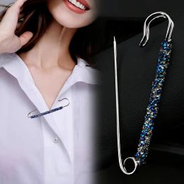 2Pcs Shiny Waist Buckle Fixed Strap Charm Safety Pin Brooch Anti Fall Shawl Sweater Cardigan Clip Chain Pearls Brooches Jewelry