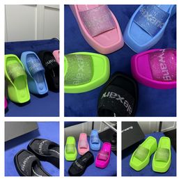 Designer Sandals Slippers Luxury Womens Velvet material rhinestone Velcro tape party Soft Rooms GAI Slip-On Size 35-42 6cm-10cm shoes soled black shoemaker