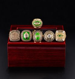 6pcsset Whole Rugby ship Ring 2019 Wisconsin Football Ring Rugby Rings High Quality Souvenir Jewelry Fan Gift US SIZE9865270
