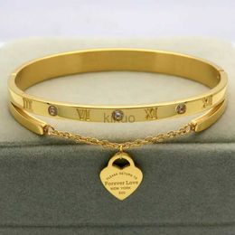 Bangle Design Luxury Brand Bracelet Women Hanging Heart Label Forever Love Pulseira Titanium steel Bangle Bracelets For Women Jewelry 24411