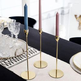 Candle Holders European Style Metal Simple Golden Wedding Decoration Bar Party Living Home Candlestick