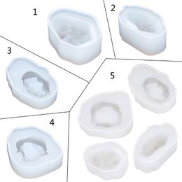 Quartz Rock Cluster Mould Silicone Pendant Mould Natural Stone Epoxy Resin Casting Mould for Resin Jewellery Making Diy Craft