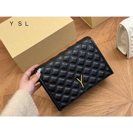 Crossbody Bag New 85% Factory Promotion Yang Shulins Home New Style Bag Popular Versatile Mobile Phone Diagonal Back and Womens Classic Chain Fashionable Bag