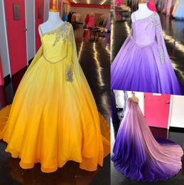 Ombre Purple Girl Pageant Dresses 2023 Cape Crystals Beading Chiffon Ballgown Little Kids Birthday Long Sleeve Formal Party Wear G6934196