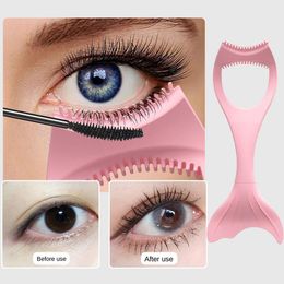 Mascara Guard Silicone Lash Baffle Eye Stencils Tooth-shaped Lash Baffle Eyeliner Assist Brush Makeup Aid Tool for Beauty Salon