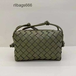 2024 One Cassette Mini Candy Camera Bags Loop Woven Lady Loop Purse Colour Designer Leather Bottegs Shoulder Bag Diagonal Bvbag Cross Small Square XTLA