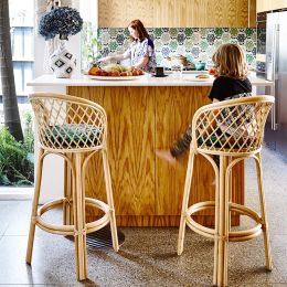 Rattan Woven High Stools Natural Real Rattan Back Kitchen Bar Chair Retro Inspired Dining Chair for Restaurant
