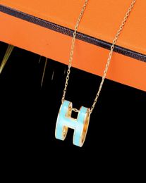 necklace designer Classic Luxury H Pendant Necklaces for Women 18K Gold Letter fashion Luxury Design Jewellery Colorfast Hypoallerge9956767
