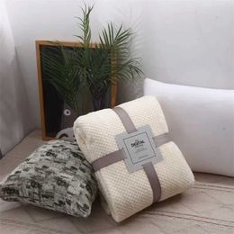 Blankets New Thickened Solid Colour Pineapple Flannel Blanket Coral Velvet Sofa Cover Blanket Air Conditioning Blanket Nap Blanket