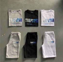 Mens Trapstar t Shirt Set Letter Embroidered Tracksuit Short Sleeve Plush Shorts 1153ess