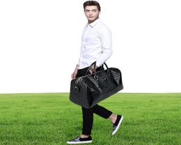 Male Genuine Leather Travel Bag Large Crocodile pattern Big Fitness Handbag Luggage Drums Shoulder Business computer Bags Black Me6606546