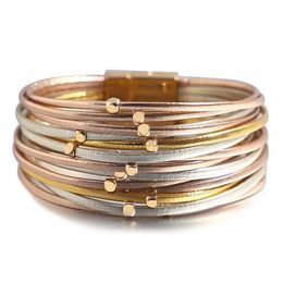 Bangle Allyes Charm Triple Color Leather Armband för kvinnor Bohemiska metallpärlor Multilags Thin Strip Wrap Armband Fashion Jewelry 24411