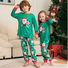 2022 Wholesale Green Print Santa Claus Christmas Pyjamas Family Parent-Child Set Pyjamas Long Sleepwear Matching Outfits Clothes