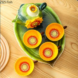 Sunflower Cup Set Ceramic Kungfu Tea Set Creative Home One Pot Four Cup Tray Set Mug Chinese Tea Ceremony Accessories Gift