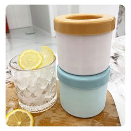 Ice Bucket Cup Mould Ice Cubes Tray Food Grade Quickly Freeze Silicone Ice Maker Creative Design Ice Bucket Whiskey Beer Maker