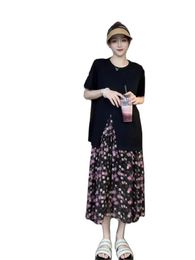 Summer Maternity Clothes Set Side Split Short Sleeve O-Neck T-Shirt+Floral Skirts Twinset Pregnant Woman Pleated Skirts Suits