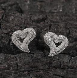 1 Pair Hip Hop Claw Set CZ Stone Bling Ice Out 3 Layers Heart Stud Earrings for Men Women Unisex Lovers Rapper Jewelry4128926