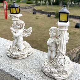 Decorative Figurines Solar Lamp European Roman Column Angel Sculpture Outdoor Garden Courtyard Home Decoration Resin Crafts Accessories