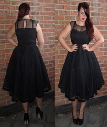 Plus Size Black Short Cocktail Dresses Sheer Jewel Neck Pleats A Line Graduation Party Dress Tea Length Beads Prom Gowns4573399