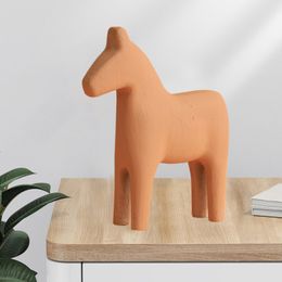 Minimalist Small Wooden Horse Statue Sculpture Ornaments Figurine For Desktop Coffee Table Bedroom Figurine Gift Desk Decoration