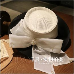 Berets 2024 Summer Straw Fascinator Hat Large Mesh Bow Pearl Fascinators Women Beach Cocktail Party Bride Elegant Headpieces