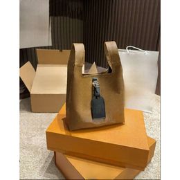 Designer luxury handbag tote Fashion BB Vegetable Basket Women Tote Handbag Atlantis Mini Bag 20*17CM