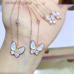 High End Vancelfe Brand Designer Necklace Butterfly Four Leaf Grass Necklace Womens Versatile Fritillaria Rose Gold S925 Trendy Designer Brand Jewellery