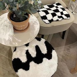 Carpets Nordic-style Black And White Flocking Cushion Color-matching Square Non-slip Seat Winter Tufted Cool-proof Soft