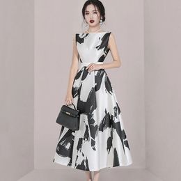 #882560BH506 # Printed Dress Summer Korean Edition Fashionable and Stylish Style Slim Fragmented Flower Flare 240411