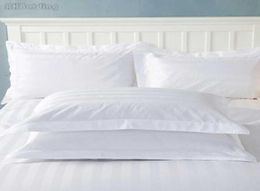 Pure White El Pillow Case 100 Satin Baumwoll Erhöhung Dichte gestreiftes Kissen Abdeckung Ein Paar Kissenbezüge 50x80cm58x88cm Größe SH19092346640