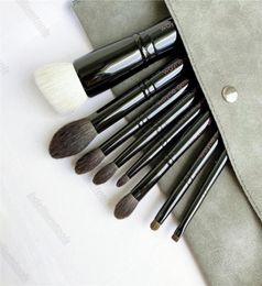 WayneGoss Makeup Brushes Set The Collection 8Pcs Foundation Powder Eye Shadow Cosmetics Tools 01020304050607088122960