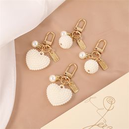 Elegant Pearl Heart Keychain Cute Round Ball Keyring Handbag Pendant Accessories Metal Tag Waist Hanging Key Holder Car Trinket