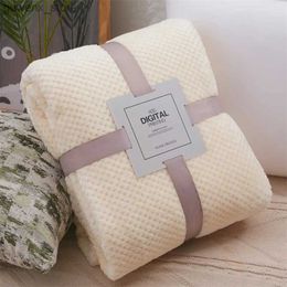 Blankets Swaddling Baby Blanket Soft Fleece Infant Thick Quilt Bedding Swaddle Wrap Blanket Warm Newborn Stroller Sleep Cover Nursery Thermal Gift Y240411