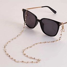 Eyeglasses chains Fashionable mens fashionable anti loss face mask necklace crystal bead chain face mask rope bracket glasses chain C240411