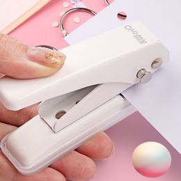 Handheld Hole PunchHole Puncher For Crafts Leather Hole Puncher Hand Punching Machine 0.24inch / 6mm Hole Diameter Non-Slip