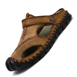 Sandali 2024 Summer 875 uomini in pelle Scarpe classiche pantofole morbide comode calzature da passeggio all'aperto