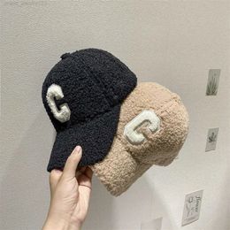 2024 Winter Lamb Baseball Cap Woman Korean C letter Caps Fashion Men Hipster INS Plush Warm Simple Peaked Hat Causal Outdoor Caps