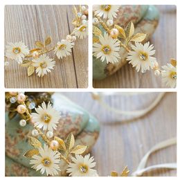 New Wedding Hair Accessories Bride Pearl Head Band Women Bride Handmade Crystal Flower Tiaras Hairbands Bridal Hair Accessory