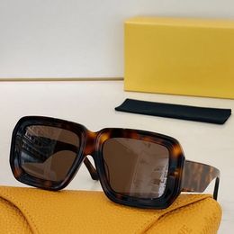 2024Black sunglasses for women high quality Lw 40080 Designer Sunglasses men famous fashionable Classic retro luxury brand eyeglass fashion designer sunglasses
