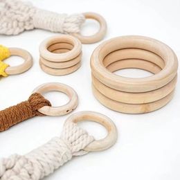 Unfinished Wooden Rings Multiple Sizes Solid Color for Kid Toy Natural Wood Hoops for diy Macrame Craft Jewelry Wood Decoration