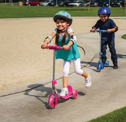 3-Wheel Lil' Kick Scooter - for Ages 3 and Up, Pink Scooter for Kids Scooter Trick