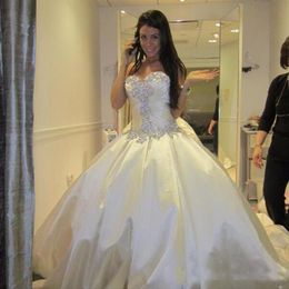 Ivory Bling Pnina Tornai Ball Gown Wedding Dresses Sweetheart Sparkly Crystal Backless Chapel Train Bridal Gowns Cheap Wedding Gowns 239R