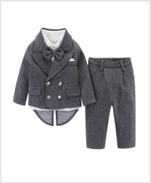Conjuntos de 4pcs de boa qualidade para meninos de estilo de estilo gentileunha jaquetasshirtsbowtiepants de roupas de menino de bebê